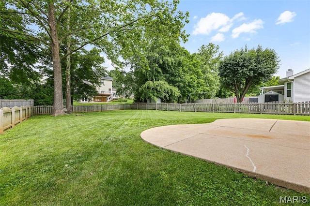 4667 Meramec Blvd, Eureka, MO 63025 - view of yard featuring a patio