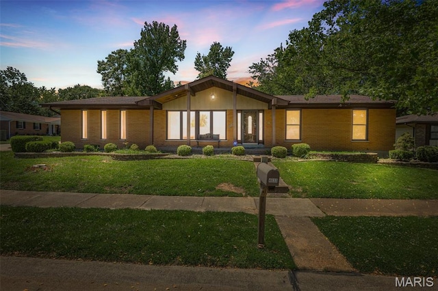 4633 Villa Knoll Dr, Saint Louis, MO 63128 - photo 16