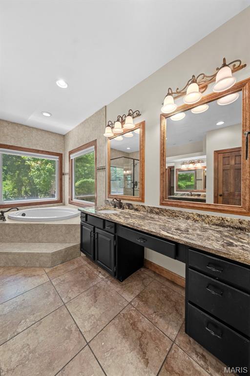 17954 Saddle Horn Rd, Wildwood, MO 63038