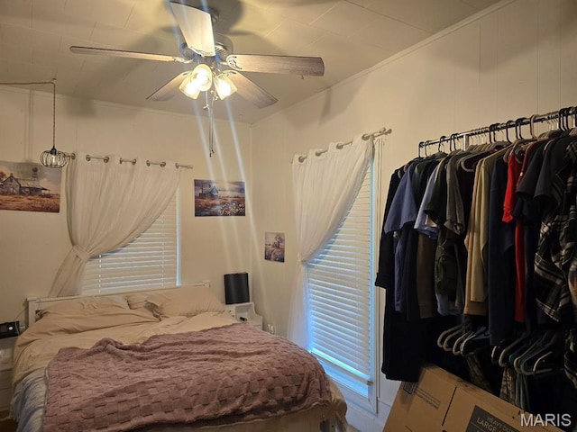346 S Locust St, Dexter, MO 63841 - bedroom featuring ceiling fan
