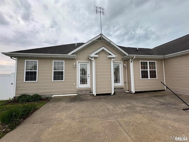 8847 State Route 14th Hwy, Duquoin, IL 62832 - rear view of property featuring entry steps
