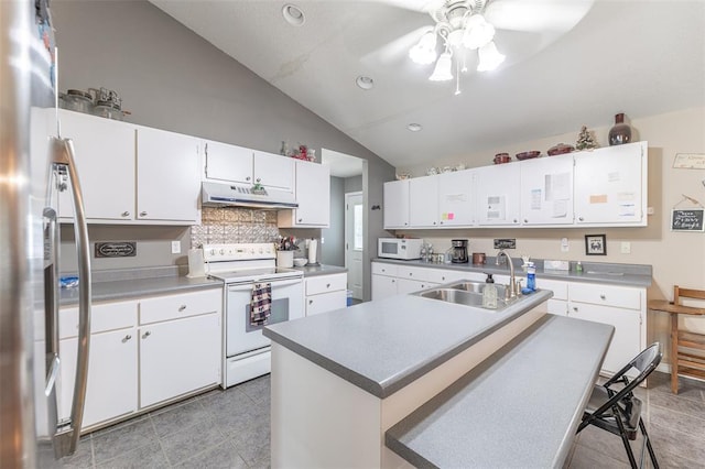2865 Vaughn Ave, Poplar Bluff, MO 63901 - kitchen with white appliances, a sink, under cabinet range hood, lofted ceiling, and a ceiling fan