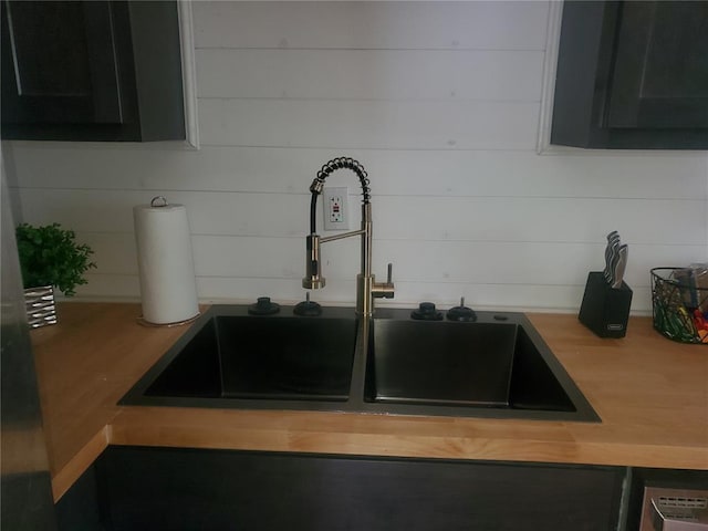 1 Wild Deer Ln, Saint Peters, MO 63376 - kitchen view of a sink and light countertops