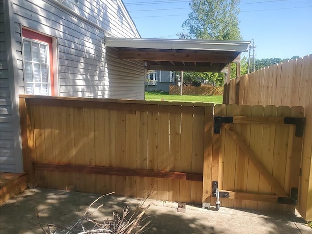 1 Wild Deer Ln, Saint Peters, MO 63376 - view of gate