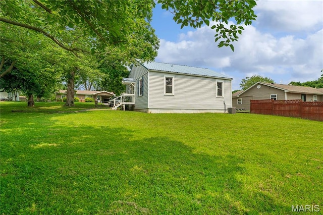233 Oconnell St, Cape Girardeau, MO 63701 - back of property featuring metal roof