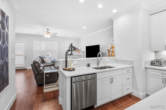 7723 Dale Ave, Richmond Heights, MO 63117 - kitchen with dishwasher, a sink, open floor plan, a peninsula, and recessed lighting