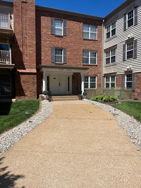 12929 Portulaca Dr Unit 310, Saint Louis, MO 63146 - photo 3