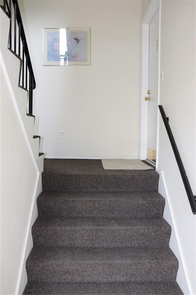 12544 Chardin Pl Unit 2, Saint Louis, MO 63128 - photo 25