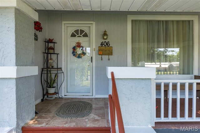 406 N Division St, Bonne Terre, MO 63628 - property entrance featuring covered porch