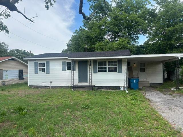 306 S Marion St, Clarkton, MO 63837 - photo 1
