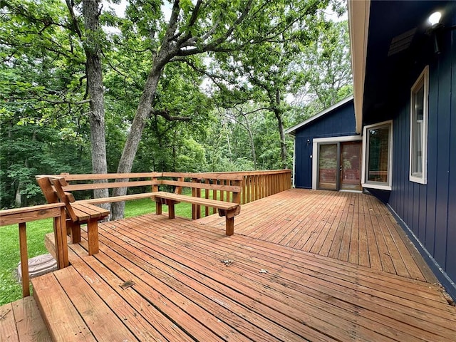 12185 Oak Meadow Dr, Rolla, MO 65401 - view of wooden terrace