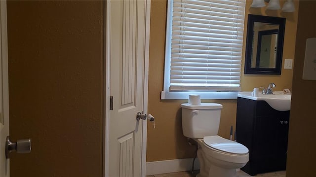 315 County Road 4170, Salem, MO 65560 - half bath with vanity, toilet, and baseboards