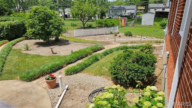 9117 Tiber Ct, Affton, MO 63123 - view of yard