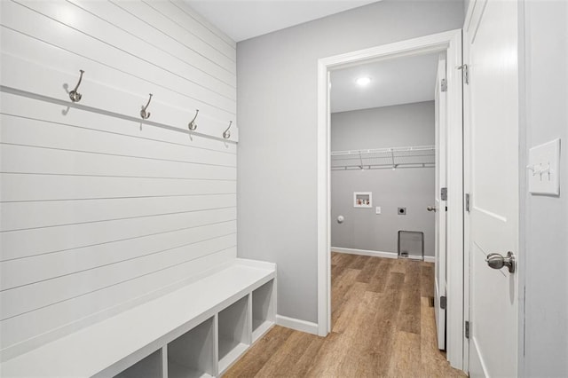 1448 Guilford Pl, Troy, IL 62294 - mudroom featuring light wood-style floors and baseboards
