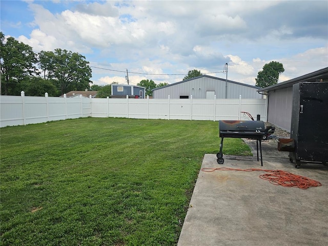 202 Jeremiah, Willisville, IL 62997 - view of yard featuring a patio