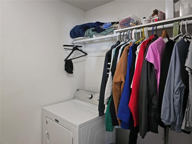 202 Jeremiah, Willisville, IL 62997 - laundry area featuring washer / clothes dryer