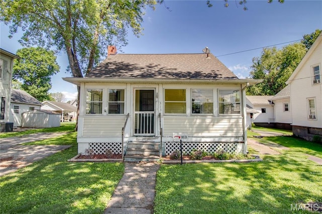 313 E Prairie St, Jerseyville, IL 62052 - photo 1
