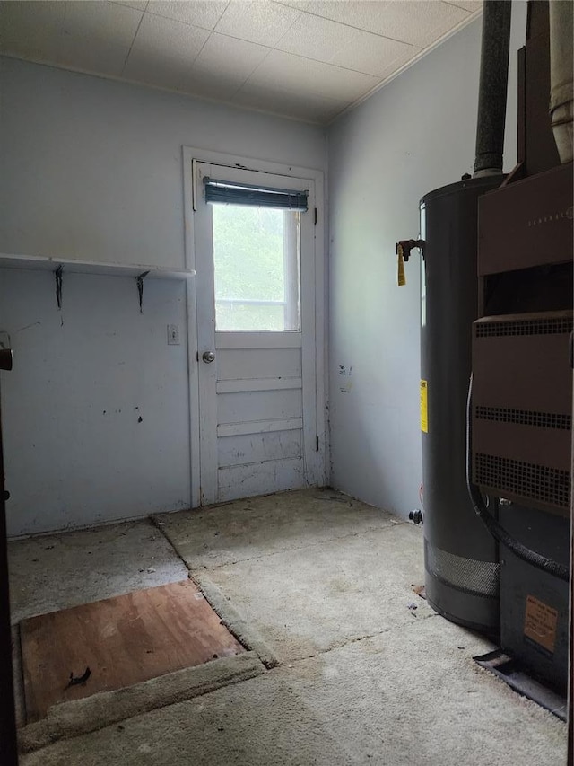 1505 Dale St, Van Buren, MO 63965 - doorway with gas water heater