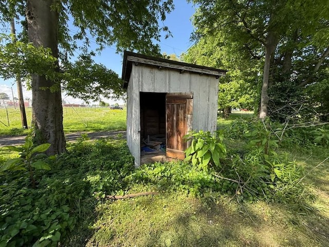 504 E 8th St, Portageville, MO 63873 - view of shed