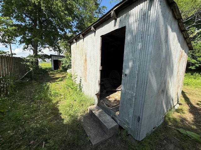 504 E 8th St, Portageville, MO 63873 - view of outdoor structure