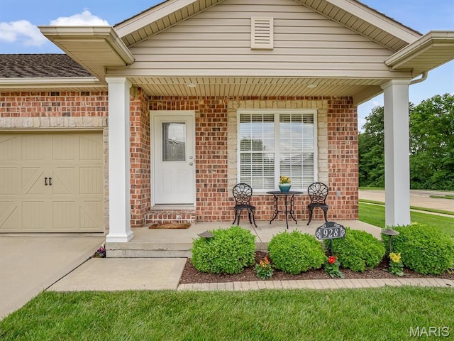928 Alecia Dr, Waterloo, IL 62298 - photo 3