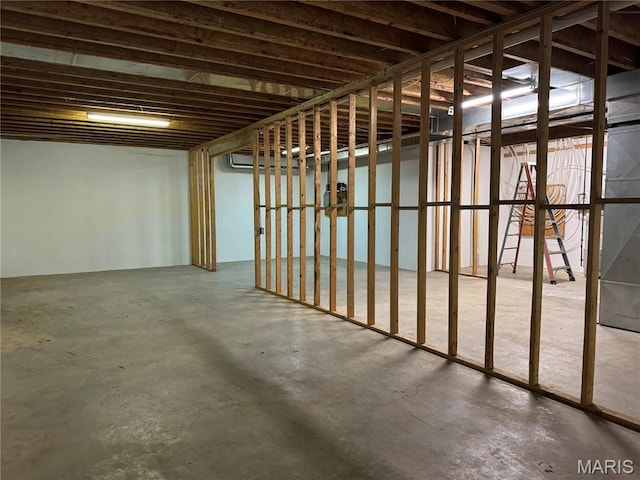 2700 Hyacinth Ave, Hannibal, MO 63401 - view of below grade area
