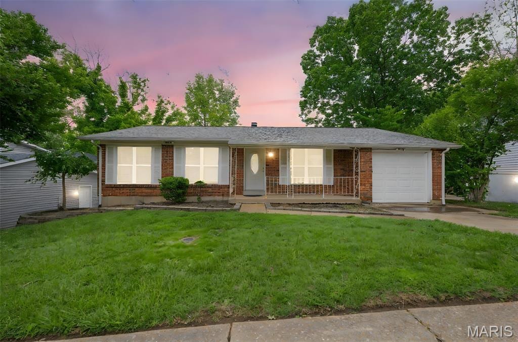9910 Chileswood Dr, Concord Township, MO 63126 - photo 1