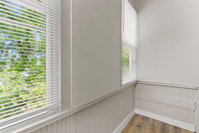 3535 Giles Ave, Saint Louis, MO 63116 - detailed view of wood finished floors and a wainscoted wall