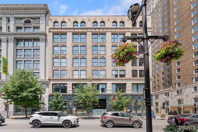 901 Washington Ave Unit 207, Saint Louis, MO 63101 - photo 1