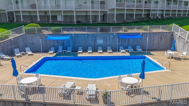 4800 Eagleview Dr Unit 113B, Osage Beach, MO 65065 - community pool featuring a patio