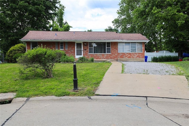 3755 Park Crest Dr, Saint Louis, MO 63125 - photo 1