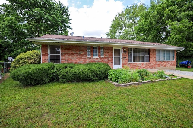 3755 Park Crest Dr, Saint Louis, MO 63125 - photo 3
