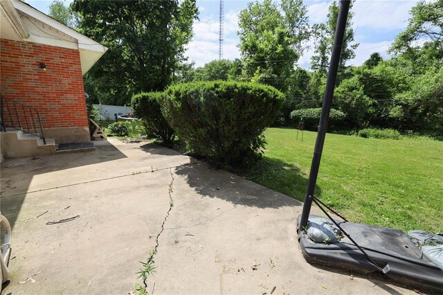 3755 Park Crest Dr, Saint Louis, MO 63125 - photo 32