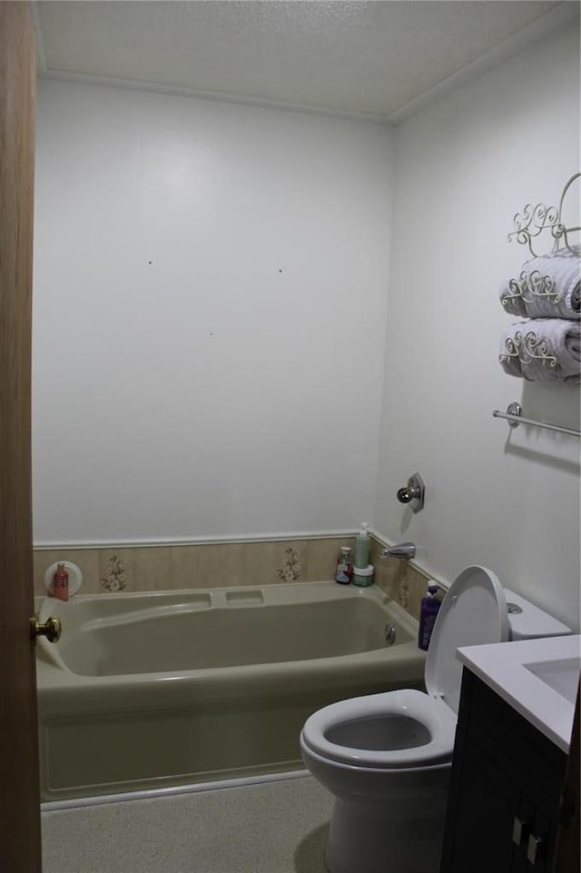 20143 State Highway 34, Piedmont, MO 63957 - full bath featuring a tub, toilet, and vanity