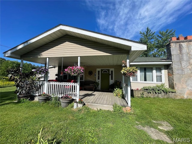 623 County Road 6590, Salem, MO 65560 - view of front of home with a front lawn and a porch