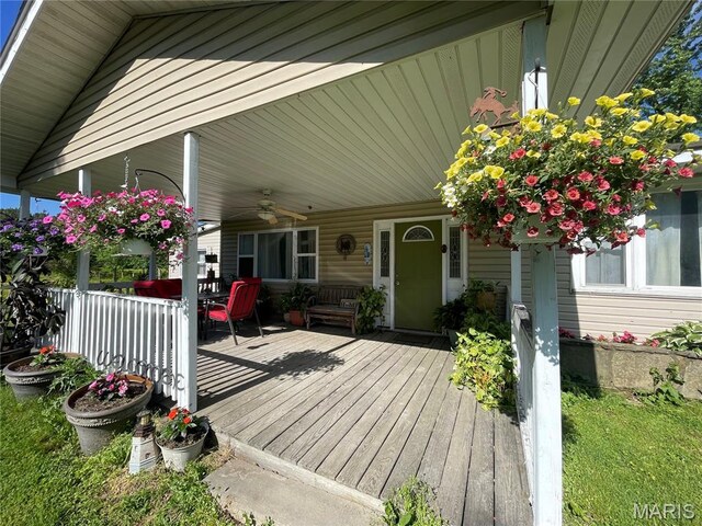623 County Road 6590, Salem, MO 65560 - porch with ceiling fan