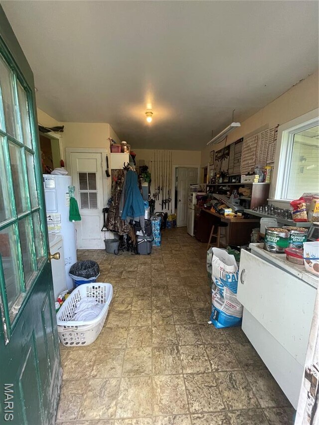 623 County Road 6590, Salem, MO 65560 - kitchen featuring water heater