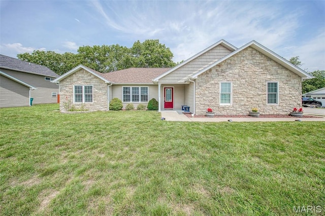 11195 Lexington Ln, Rolla, MO 65401 - view of front facade with stone siding and a front lawn