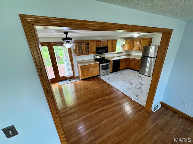 512 N 5th St, La Belle, MO 63447 - photo 25