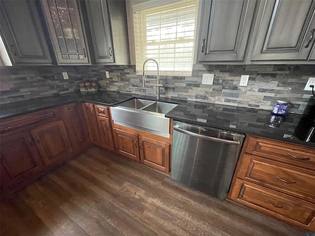 18428 Lake Circle Dr, Dexter, MO 63841 - kitchen with dishwasher, a sink, dark wood-type flooring, and backsplash