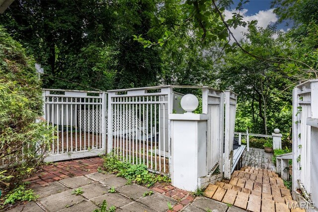 1113 State St, Alton, IL 62002 - photo 46