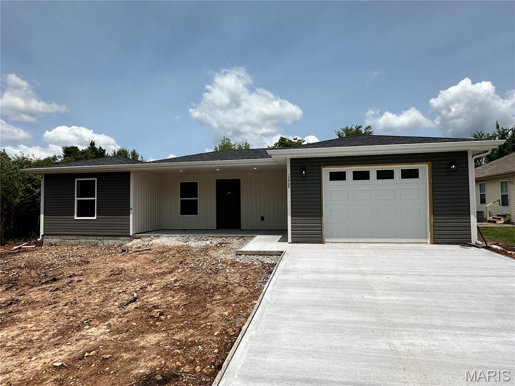1223 Utah St, Lebanon, MO 65536