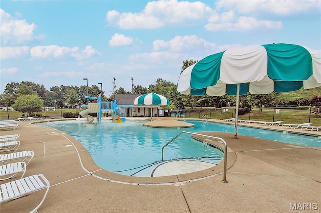 105 Silo Valley Dr, Wentzville, MO 63385 - community pool featuring a patio area