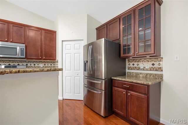201 Brighton Park Dr, Saint Charles, MO 63303