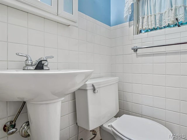 68 Carnation Dr, Belleville, IL 62221 - bathroom with tile walls and toilet