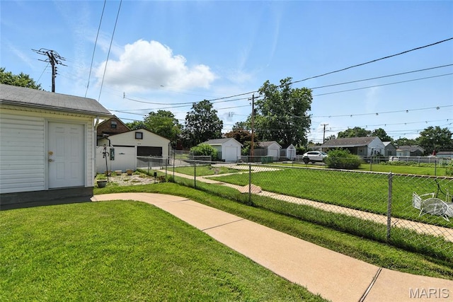 6912 Hampton Ave, Saint Louis, MO 63109 - view of yard featuring an outdoor structure