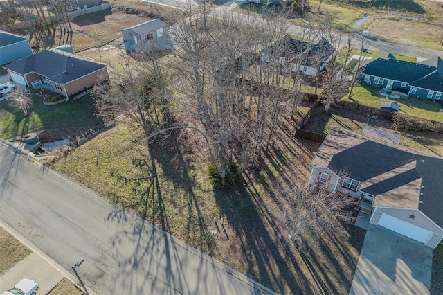 2075 Audrey Ln, Lebanon, MO 65536