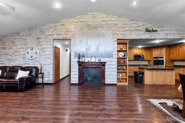416 Dacus Dr, Sikeston, MO 63801