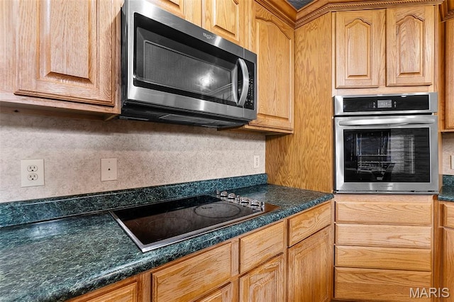 416 Dacus Dr, Sikeston, MO 63801