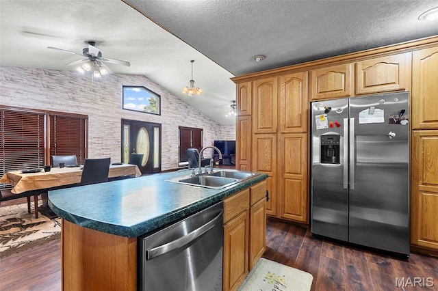 416 Dacus Dr, Sikeston, MO 63801